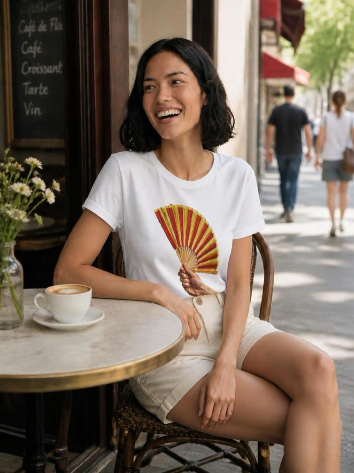 Flamenco Fan (Sevilla, Spain) - Women's T-Shirt
